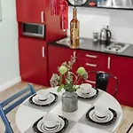 є світло в квартирі Two-room On Lanzheronovskaya *