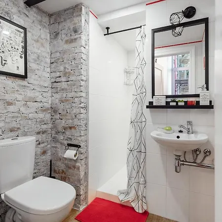 Two-room On Lanzheronovskaya *