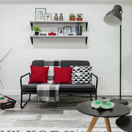 公寓 є світло в квартирі Two-room On Lanzheronovskaya *