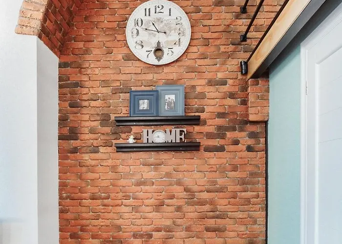 є світло в квартирі Two-room On Lanzheronovskaya شقة *